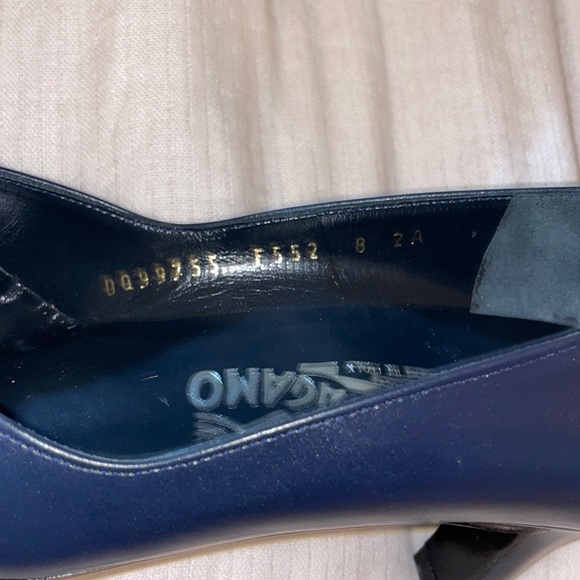 Salvatore Ferragamo pumps - Picture 3 of 6